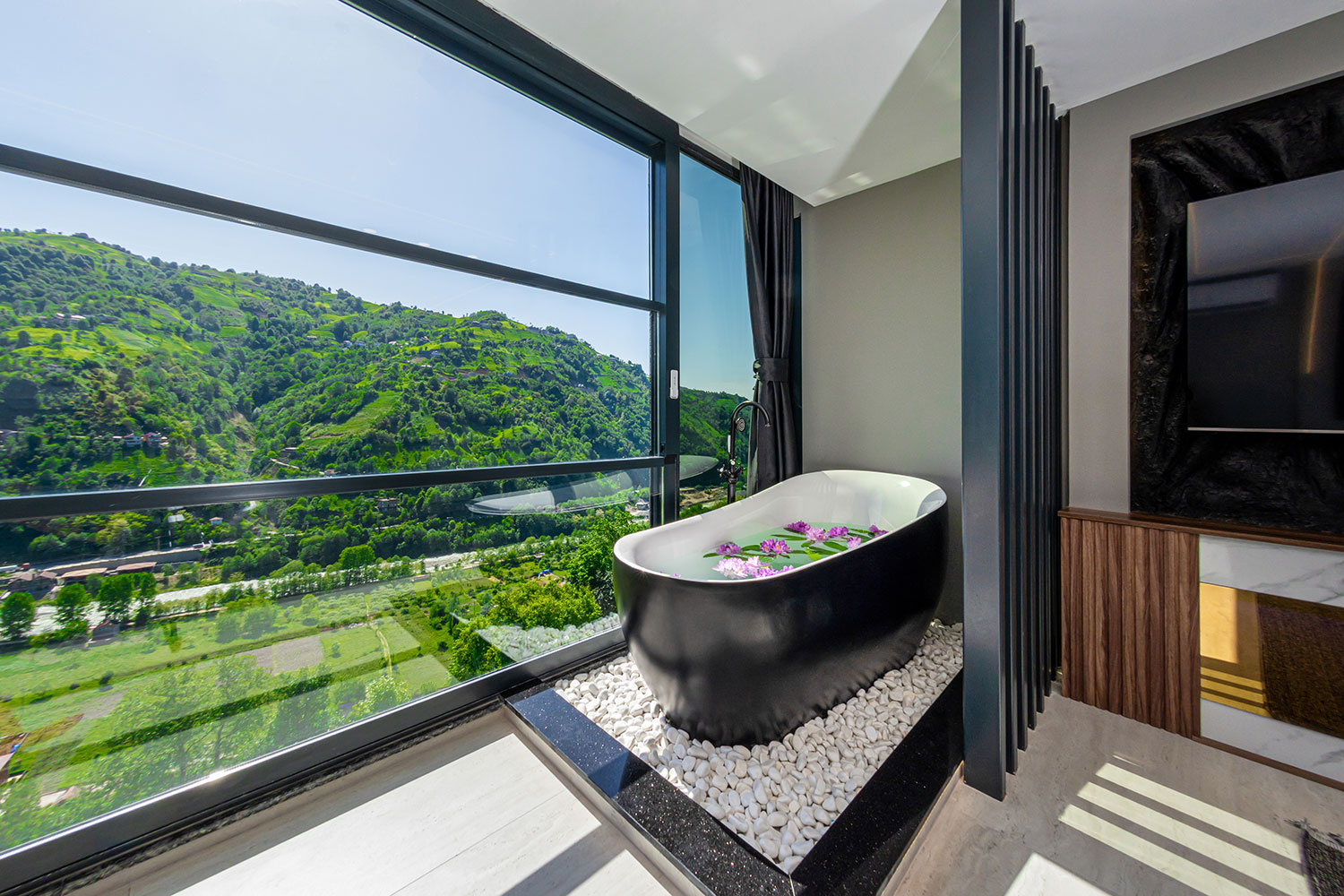 Pavri Residence -6-