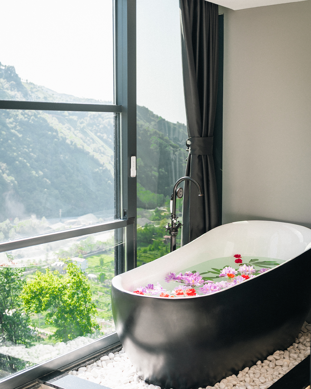 Pavri Residence -6-