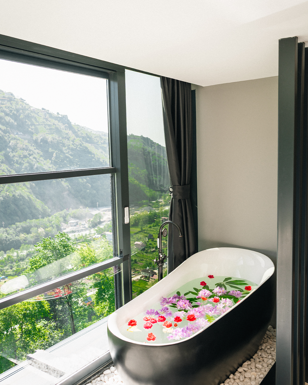 Pavri Residence -6-